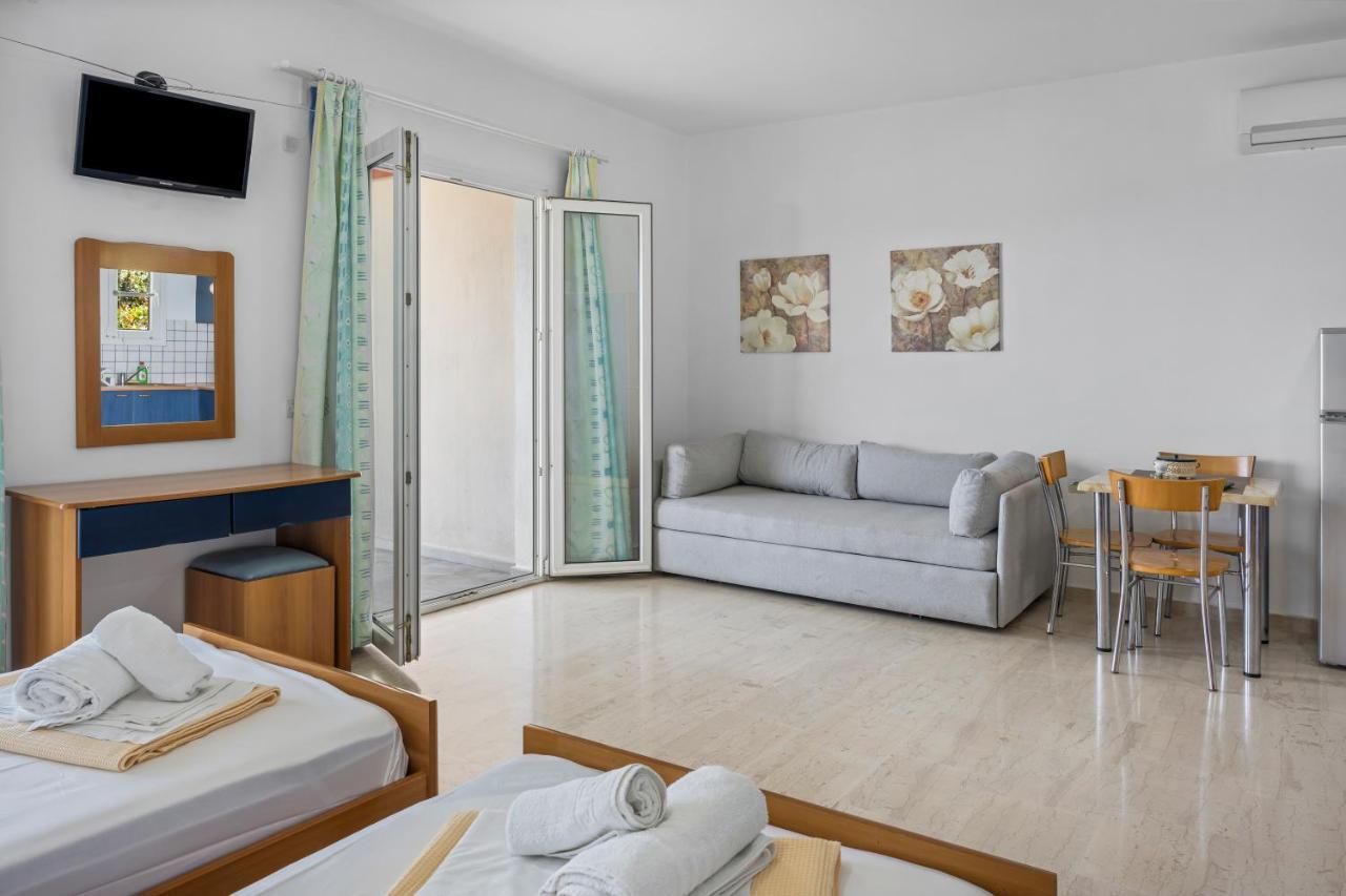Miranda Resort Nikiana Bagian luar foto