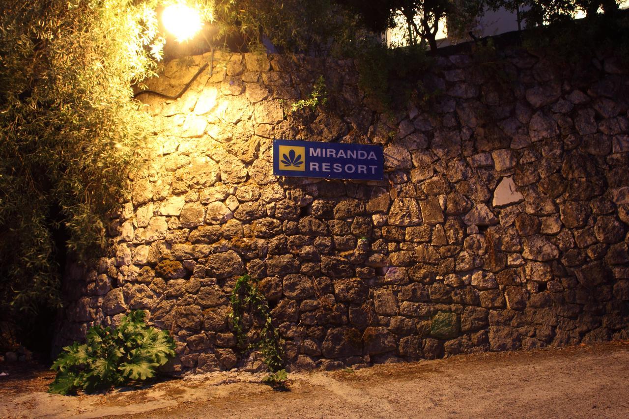 Miranda Resort Nikiana Bagian luar foto